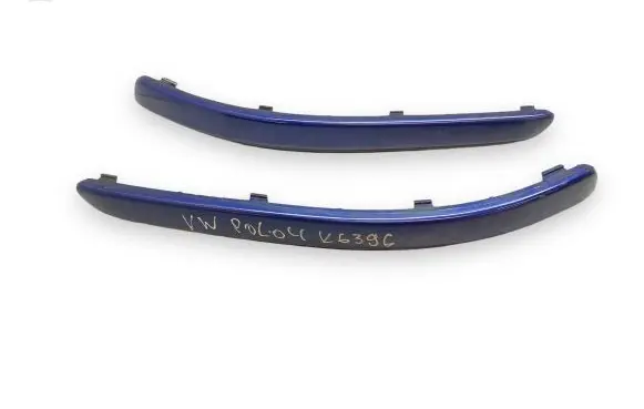 Volkswagen Polo IV 9N3 Front bumper splitter molding 6Q0807718A