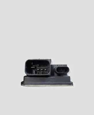 BMW 1 F20 F21 Glow plug pre-heat relay 8570087 0522120103