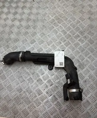 Volkswagen Touran II Intercooler hose/pipe 0281002401 038906051C