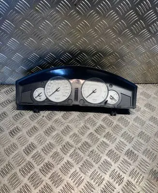 Chrysler 300 - 300C Speedometer (instrument cluster) P56044943AJ