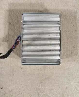 Ford Fusion II Voltage converter inverter DS7T-19G317-AD