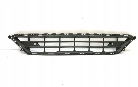Volvo XC60 Front bumper lower grill 32234933