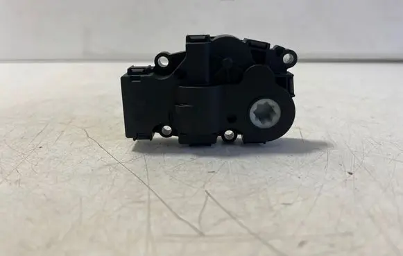 Porsche Taycan 9J1 Air flap motor/actuator EGP0064
