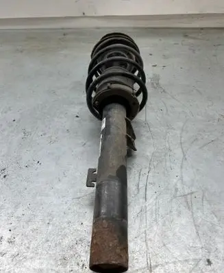 BMW 3 E90 E91 Front shock absorber with coil spring 311403 32L35A 824903002483