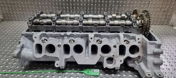 BMW 5 E60 E61 Engine head S26378308 7797678