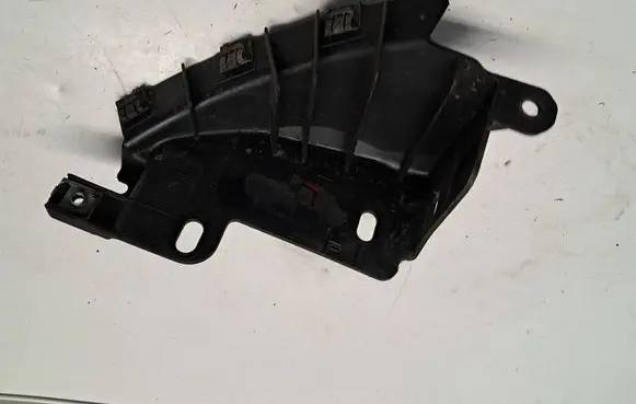 Peugeot RCZ Front bumper mounting bracket YM21612180
