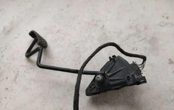 Fiat Ducato Accelerator throttle pedal 6PV00824501 1337493080
