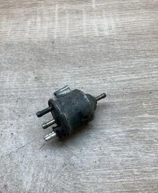 Audi A6 S6 C4 4A Vacuum valve 034906283 72123900