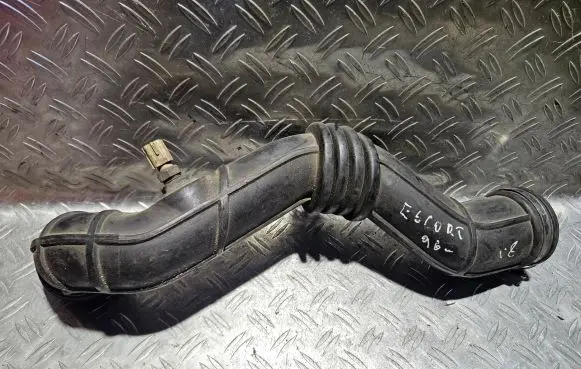 Ford Escort Air intake hose/pipe 968F9C623BD