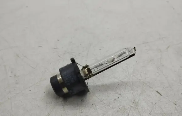 BMW 5 F10 F11 Xenon bulb 473717 8845