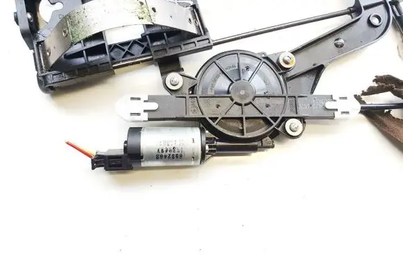Volkswagen PASSAT B6 Seat adjustment motor 8532403 1030437