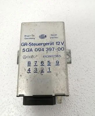 Volkswagen Jetta II Cruise control unit/module 5GA00439700