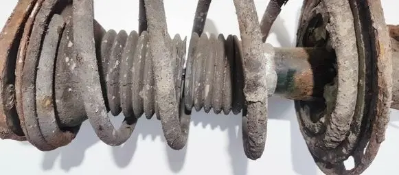 Toyota Avensis T270 Front coil spring
