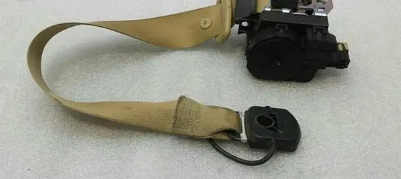 Mercedes-Benz CL C216 Front seatbelt A2168600485