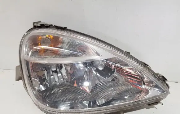 Mercedes-Benz A W168 Headlight/headlamp A1688201861