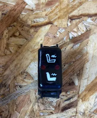 Mercedes-Benz E W124 Seat heating switch 1248200310