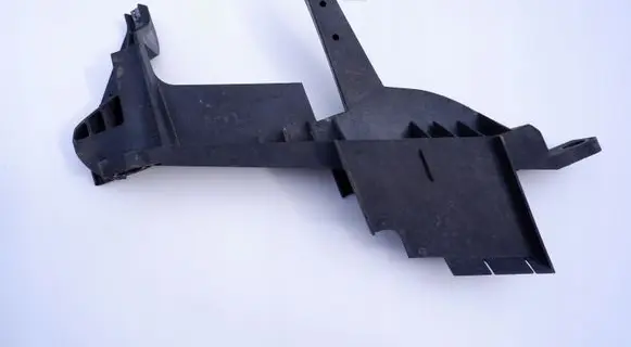 Headlight/headlamp mounting bracket