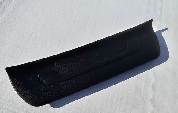 KIA Sportage sill trim set (inner) 85888F1000
