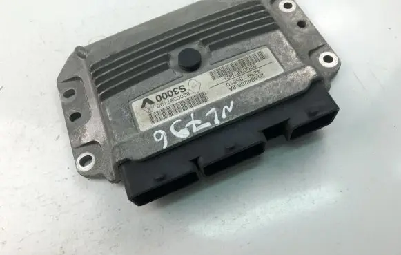 Renault Megane II Engine control unit/module ECU 8200321263 8200387138