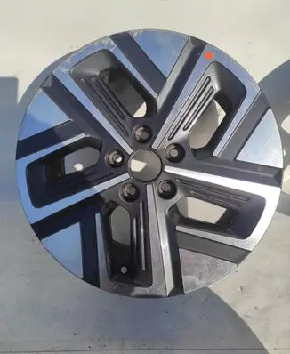 Hyundai Kona I R17 alloy rim 