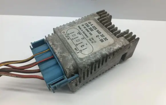 Mercedes-Benz A W168 Coolant fan relay A0255453232 898940000 0255453232