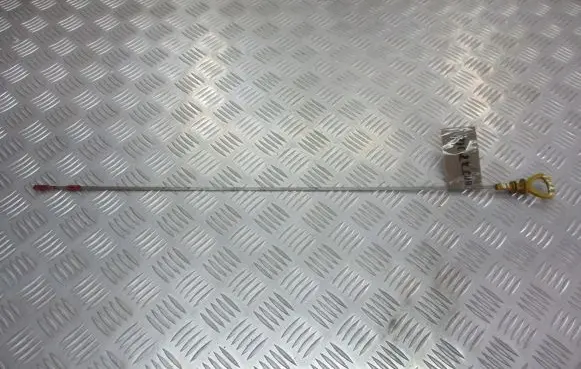 Chrysler PT Cruiser Oil level dip stick 