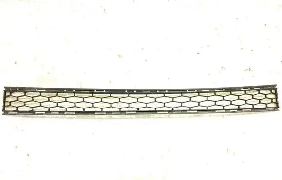 Maserati Ghibli Front bumper lower grill 