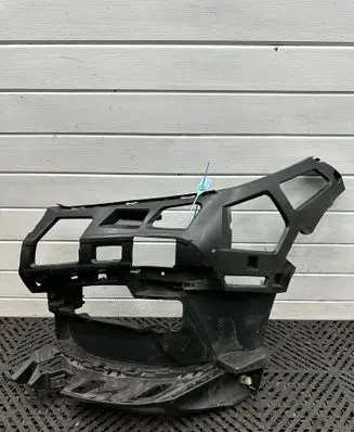 BMW 1 F40 Front bumper mounting bracket 7459713