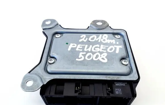 Peugeot 5008 II Airbag control unit/module 9824811680