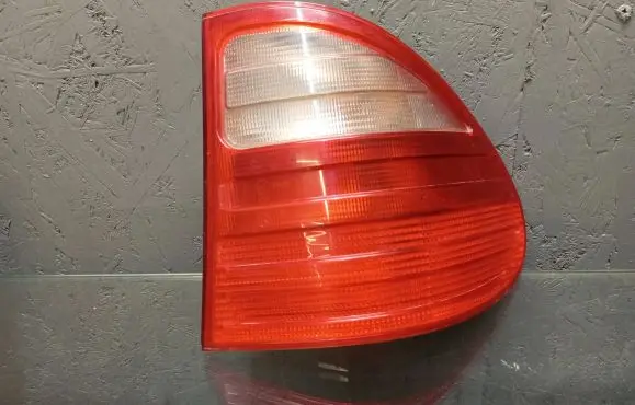Mercedes-Benz E W210 Rear/tail lights A2108204864 8198202