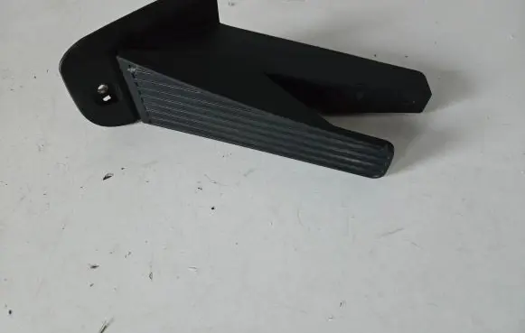 Volvo XC60 Accelerator throttle pedal 32289124