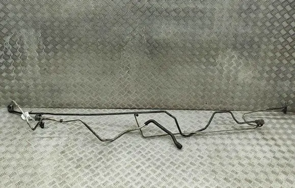 Engine coolant pipe/hose