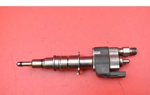 BMW 7 F01 F02 F03 F04 Fuel injector 758904811