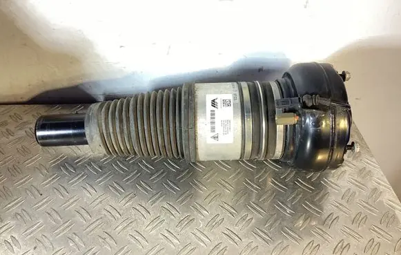 Porsche Macan (95B) Air suspension front shock absorber 95B616039R