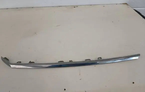 Volkswagen PASSAT B7 Front bumper splitter molding 3AA853651A 853651A