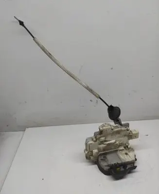 Audi A6 S6 C6 4F Front door lock 4F1837016