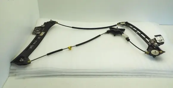 Mercedes-Benz E C207 W207 Front door electric window regulator A2077200246
