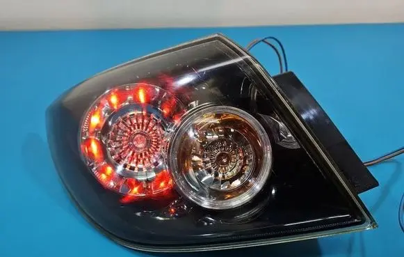 Mazda 3 I Rear/tail lights IMPRK1570594