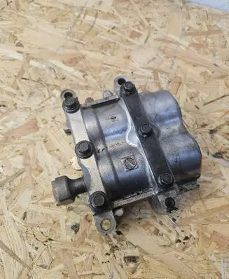 Mitsubishi Outlander Oil pump balance shaft 