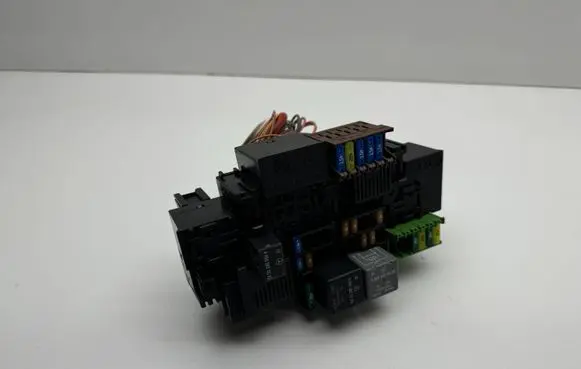 Mercedes-Benz C W205 Fuse module A2229063701