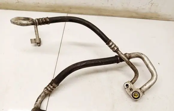 Opel Astra H Air conditioning (A/C) pipe/hose 