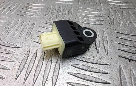 Toyota Yaris Airbag deployment crash/impact sensor 898310D130