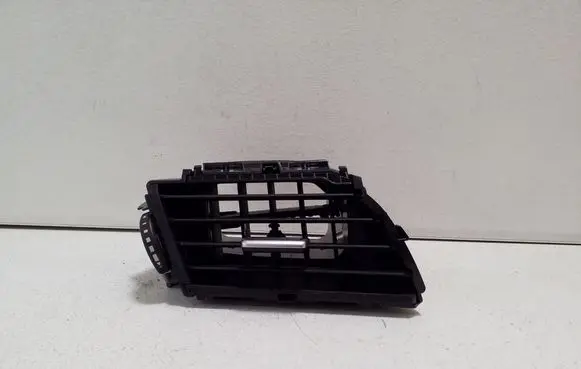 Nissan Qashqai J12 Dashboard side air vent grill/cover trim 687616UA1A