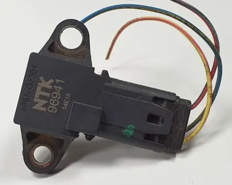 BMW X6 E71 Air pressure sensor NTK