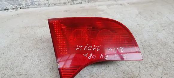 Audi A4 S4 B7 8E 8H Tailgate rear/tail lights 484611L