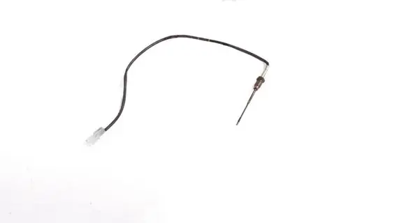 Nissan Juke I F15 Oil temperature sensor 226401632R
