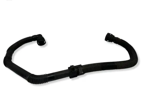 Audi Q7 4M Breather hose/pipe 4M0133817J