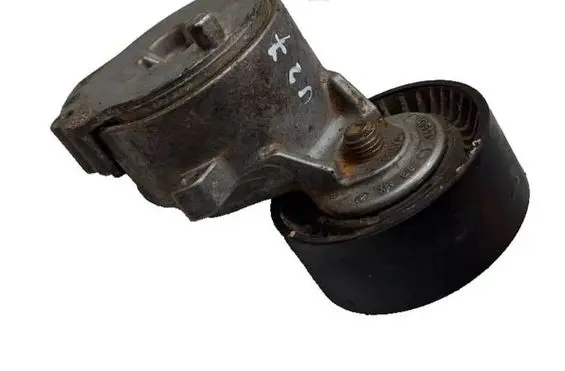 Peugeot 2008 II Generator/alternator belt tensioner 9841989080