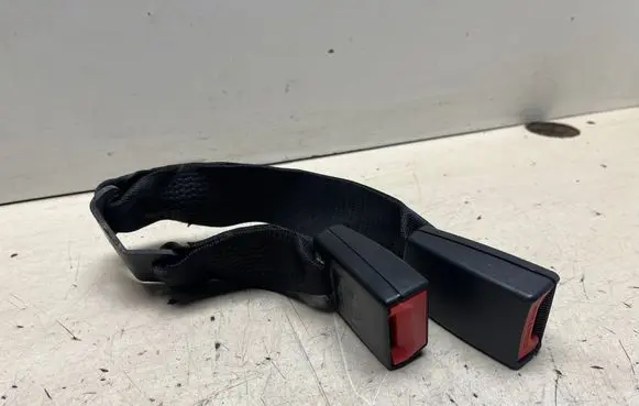 BMW 1 E81 E87 Rear seatbelt buckle 7245663 617517300A 03112010