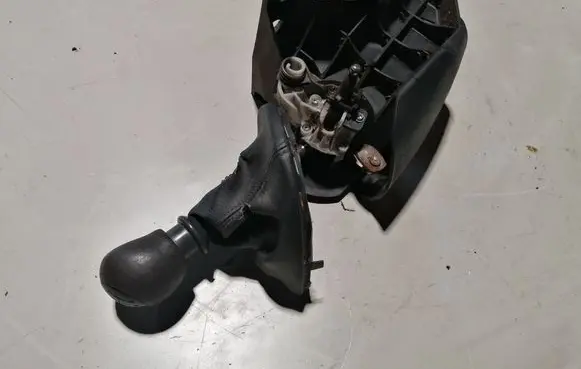 Renault Master II Gear shifter/selector 8200744935